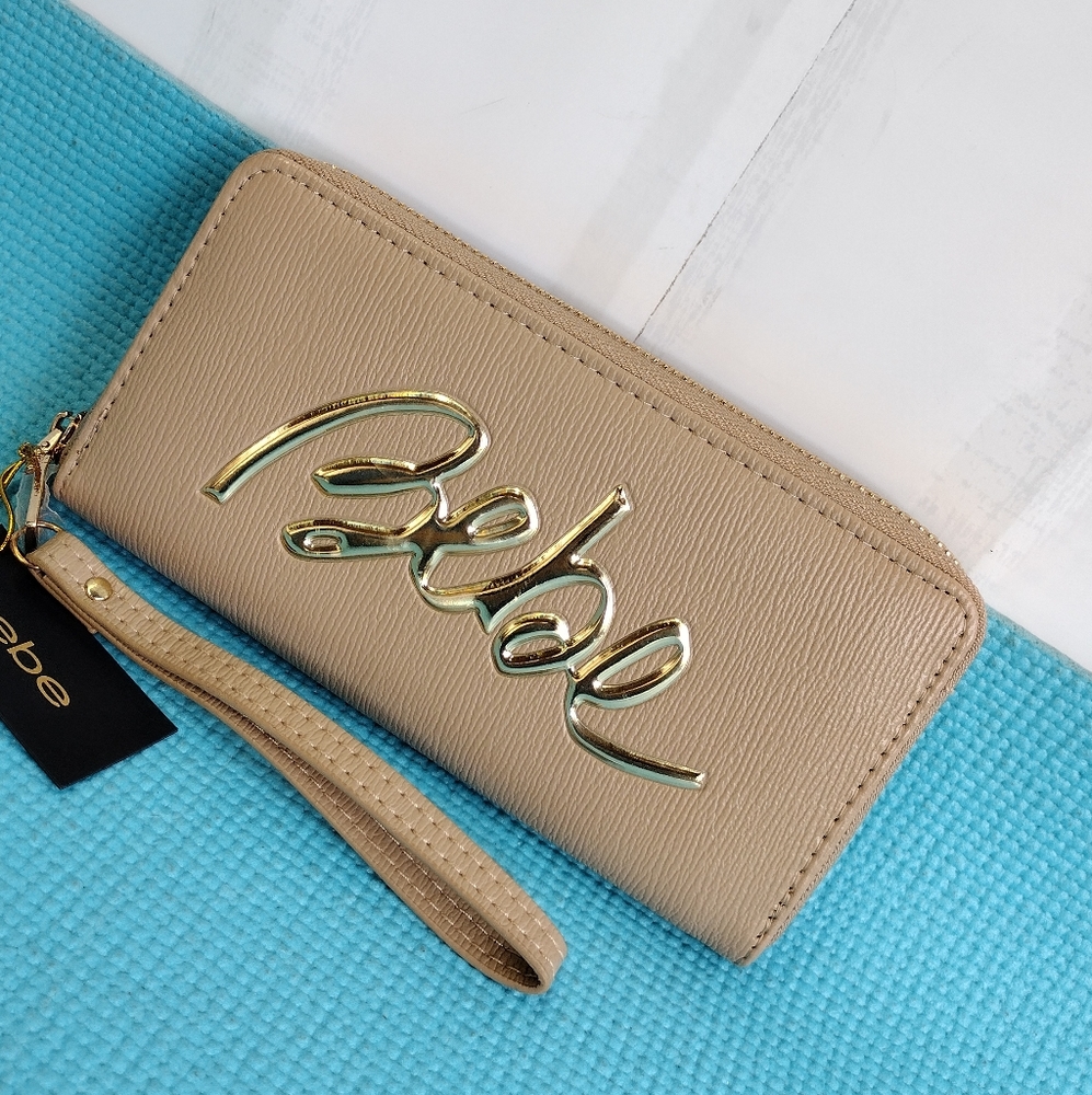 BEBE GIANNA WRISTLET - ZIP AROUND WALLET
